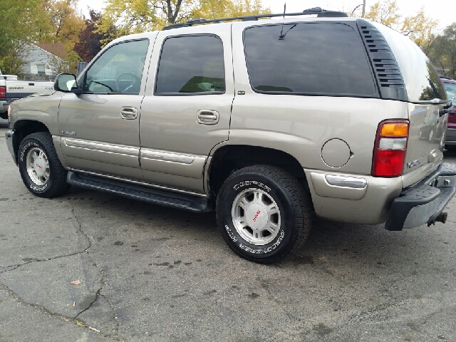 GMC Yukon 2001 photo 1