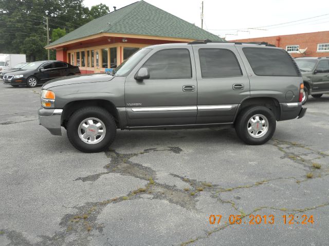 GMC Yukon 2001 photo 3