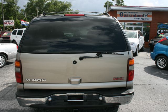 GMC Yukon 2001 photo 18