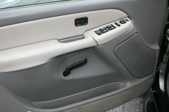 GMC Yukon 2001 photo 3