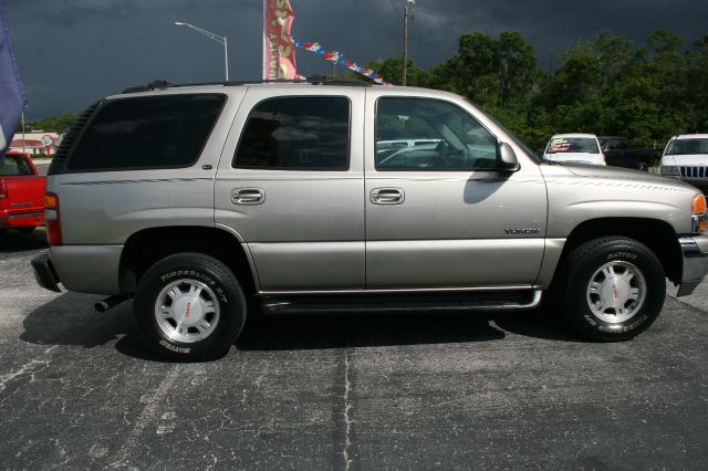 GMC Yukon 2001 photo 36