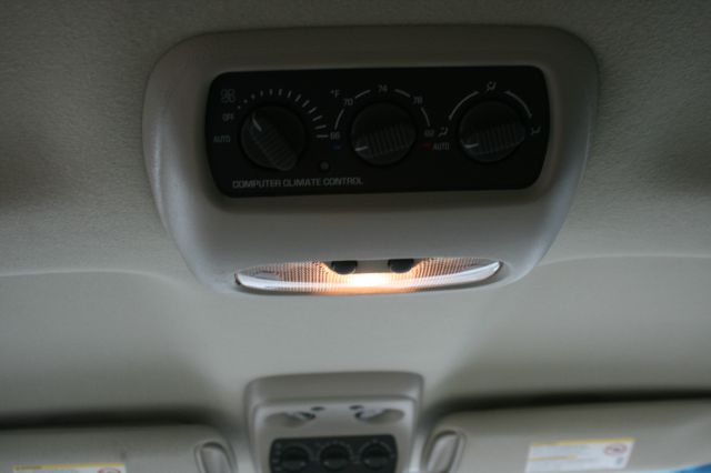 GMC Yukon 2001 photo 38