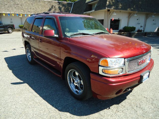 GMC Yukon 2001 photo 3