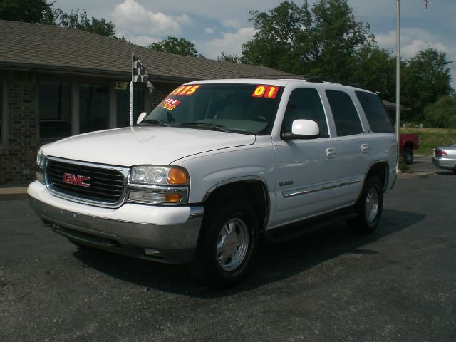 GMC Yukon 2001 photo 4