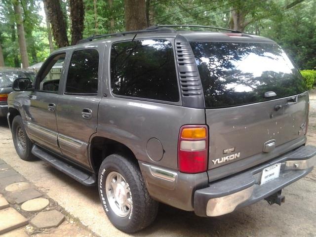 GMC Yukon 2001 photo 1