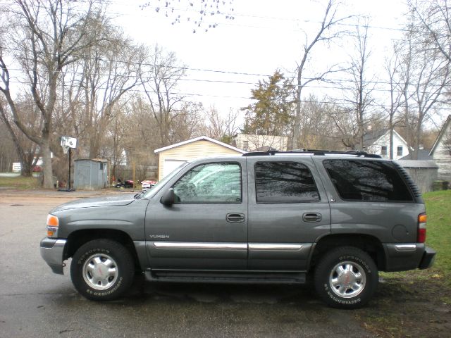 GMC Yukon 2001 photo 1