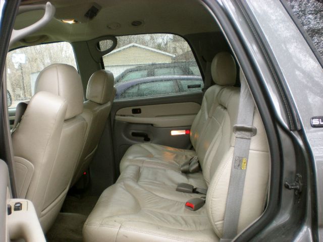 GMC Yukon 2001 photo 4