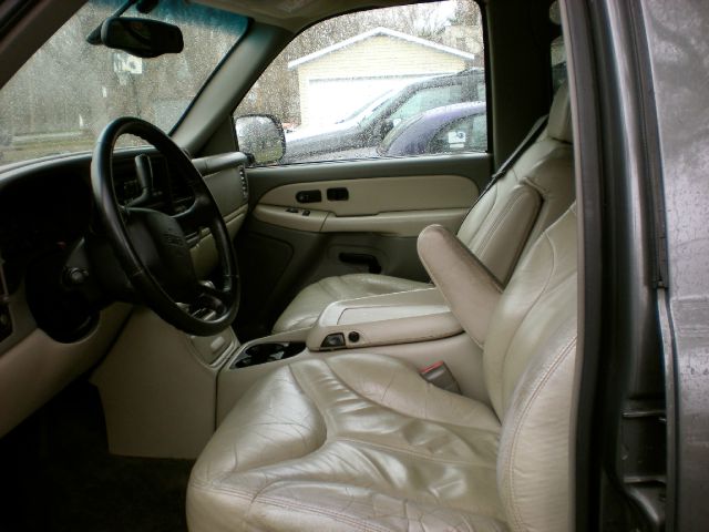 GMC Yukon 2001 photo 9