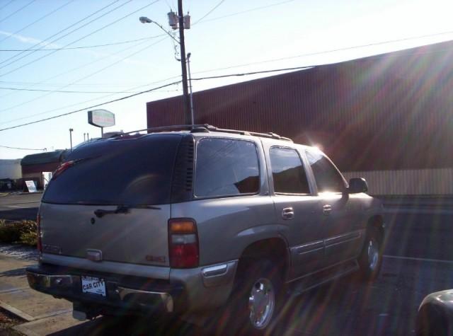 GMC Yukon 2001 photo 1