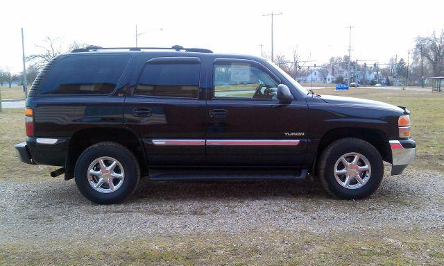 GMC Yukon 2001 photo 3