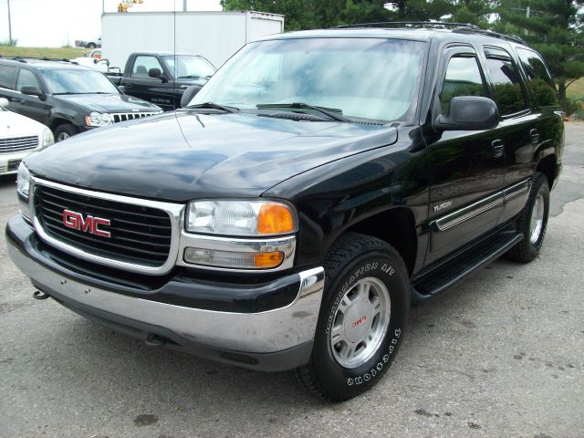 GMC Yukon 2001 photo 2