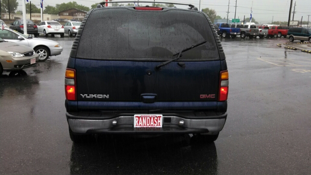 GMC Yukon 2001 photo 1