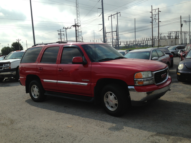 GMC Yukon 2002 photo 1