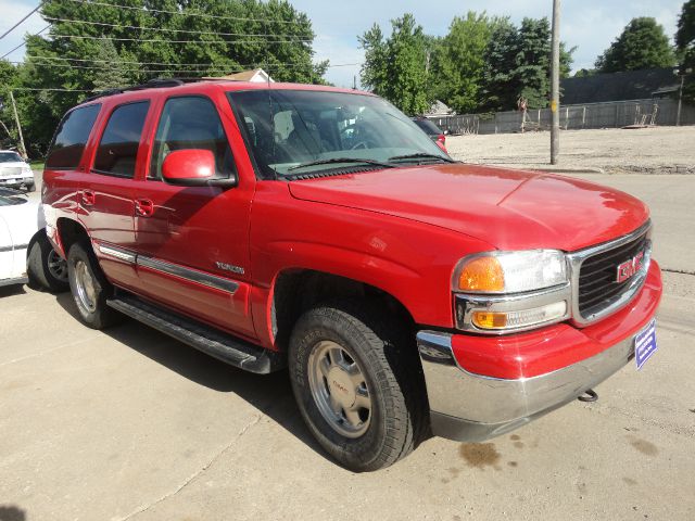 GMC Yukon 2002 photo 2