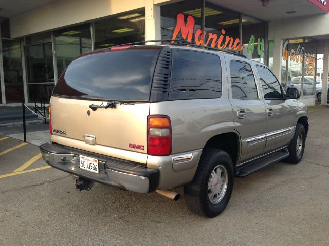 GMC Yukon 2002 photo 4