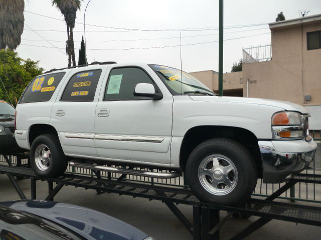 GMC Yukon 2002 photo 2