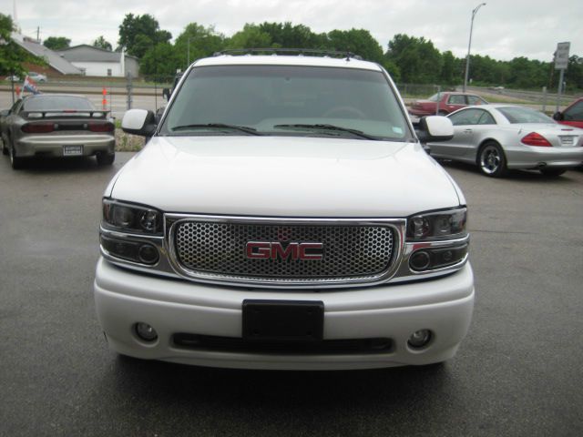 GMC Yukon 2002 photo 19