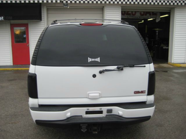 GMC Yukon 2002 photo 22