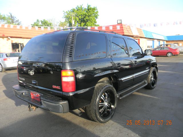 GMC Yukon 2002 photo 9