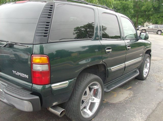 GMC Yukon 2002 photo 7