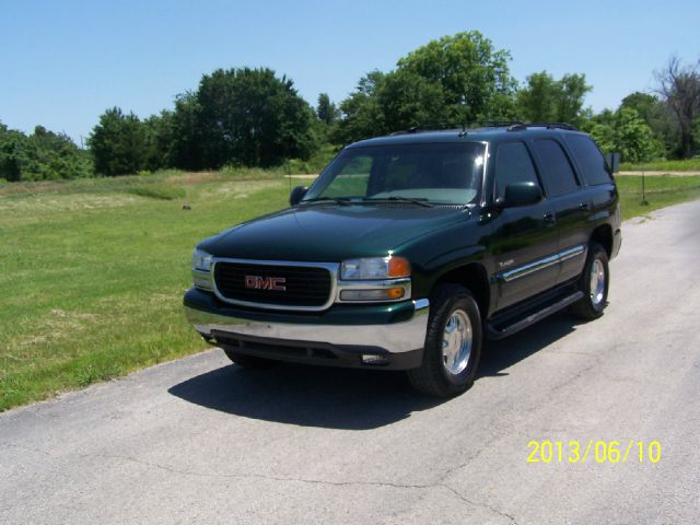 GMC Yukon 2002 photo 7