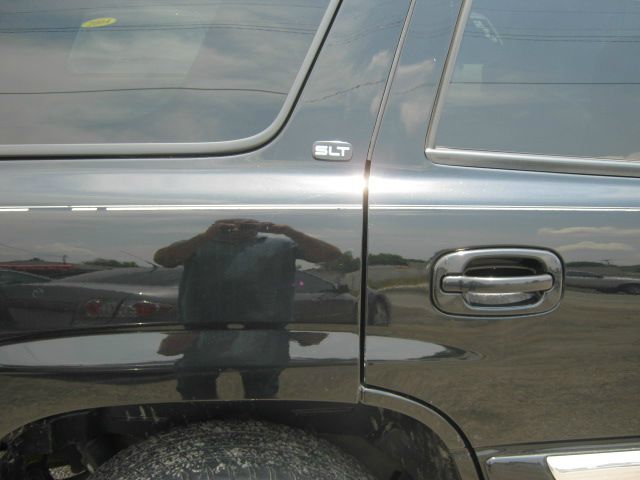 GMC Yukon 2002 photo 1