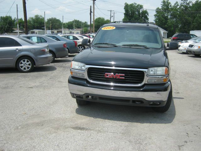 GMC Yukon 2002 photo 3