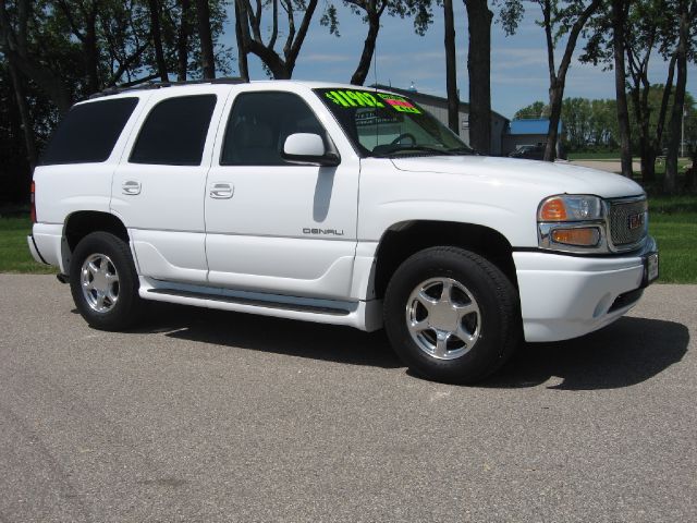 GMC Yukon 2002 photo 25