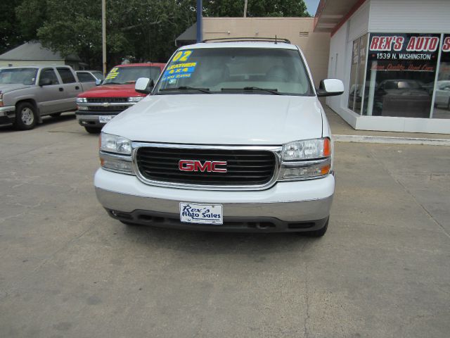 GMC Yukon 2002 photo 1