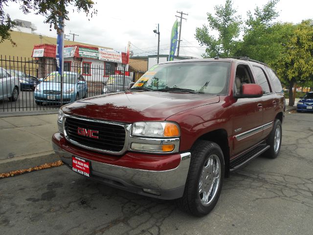 GMC Yukon 2002 photo 1