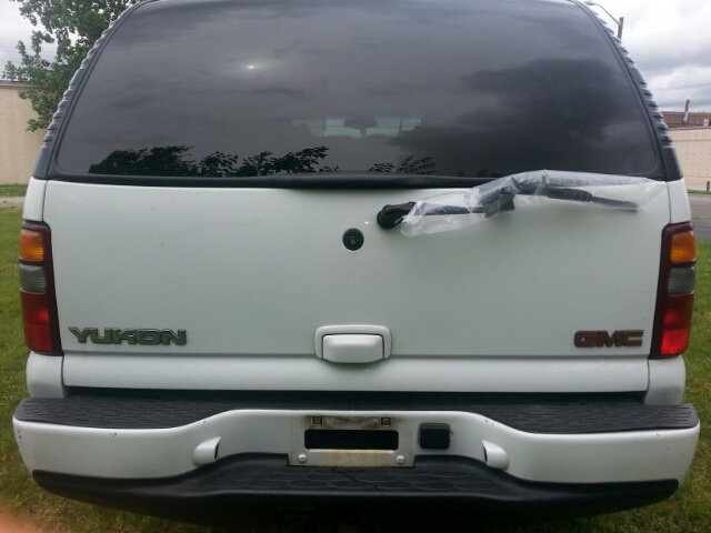 GMC Yukon 2002 photo 5