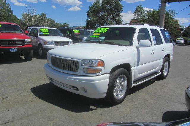 GMC Yukon 2002 photo 28