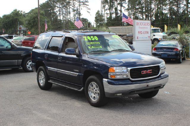 GMC Yukon 2002 photo 1