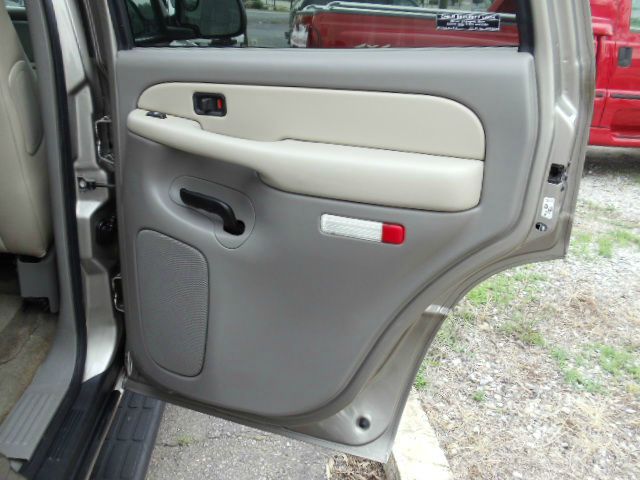 GMC Yukon 2002 photo 1