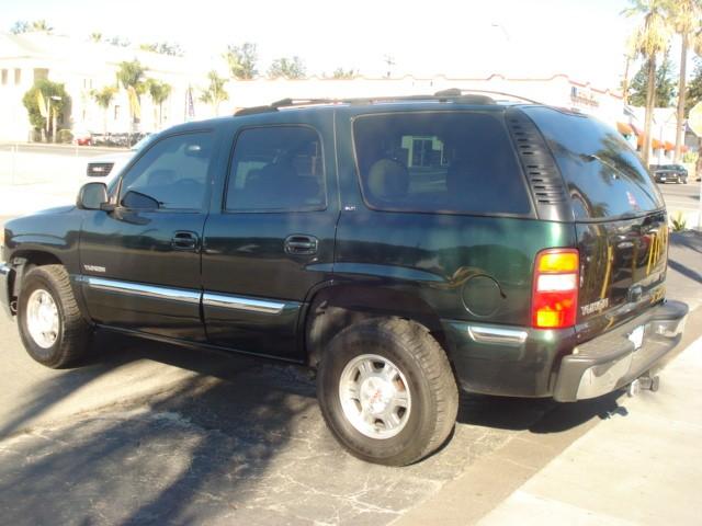 GMC Yukon 2002 photo 3