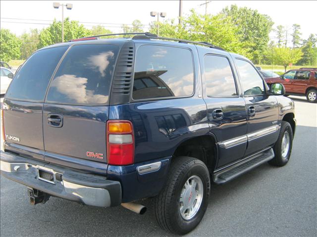 GMC Yukon 2002 photo 4