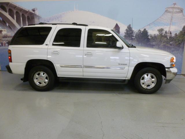 GMC Yukon 2002 photo 1