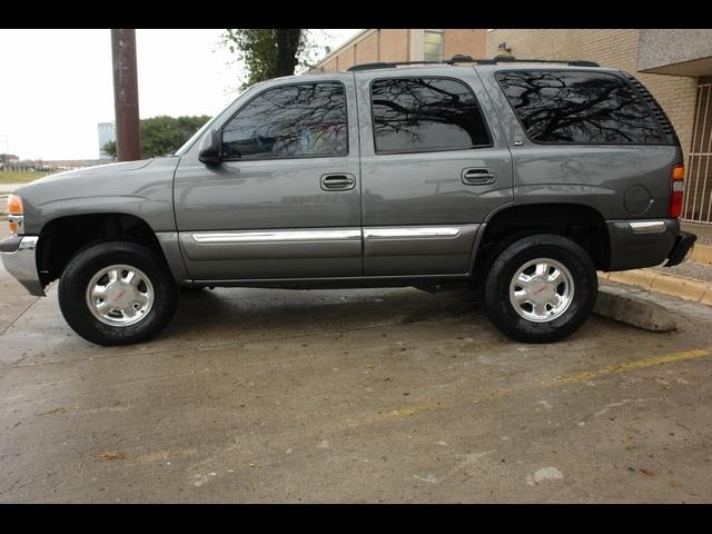 GMC Yukon 2002 photo 2