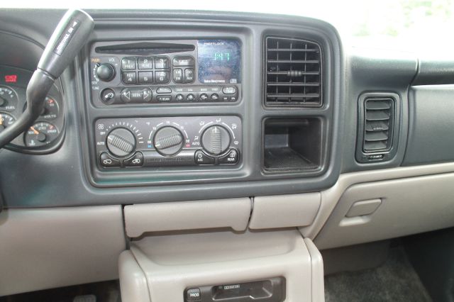 GMC Yukon 2002 photo 20