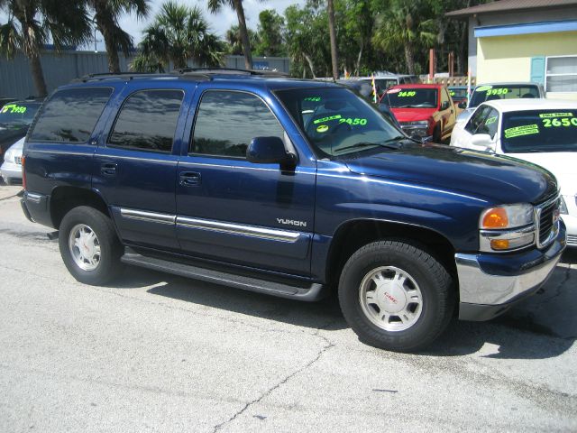 GMC Yukon 2002 photo 4