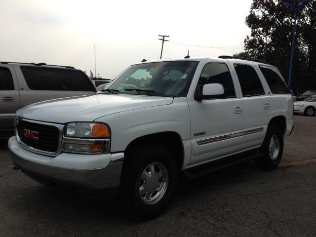 GMC Yukon 2003 photo 3