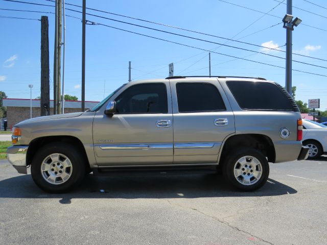 GMC Yukon 2003 photo 4