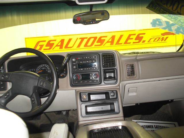 GMC Yukon 2003 photo 15