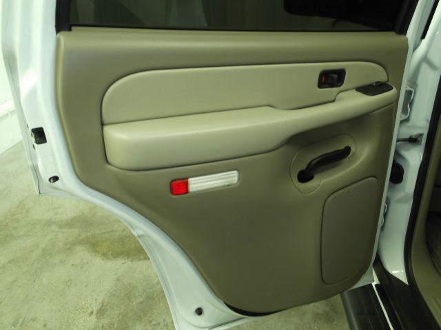 GMC Yukon 2003 photo 16