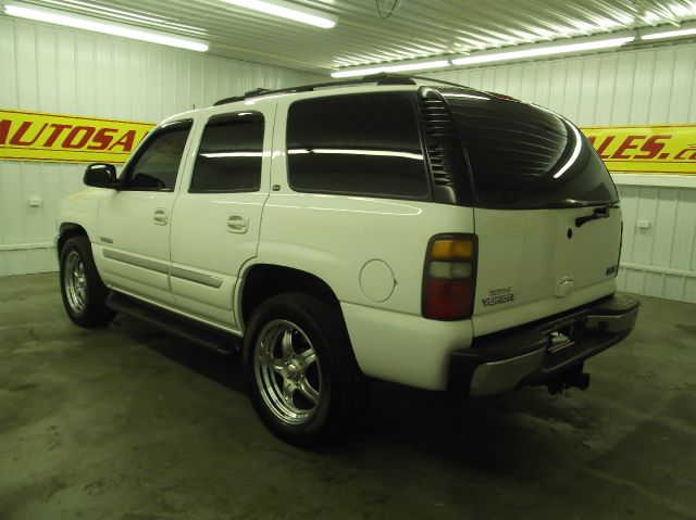 GMC Yukon 2003 photo 18