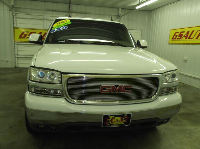 GMC Yukon 2003 photo 25