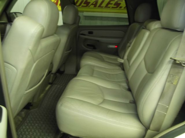 GMC Yukon 2003 photo 7