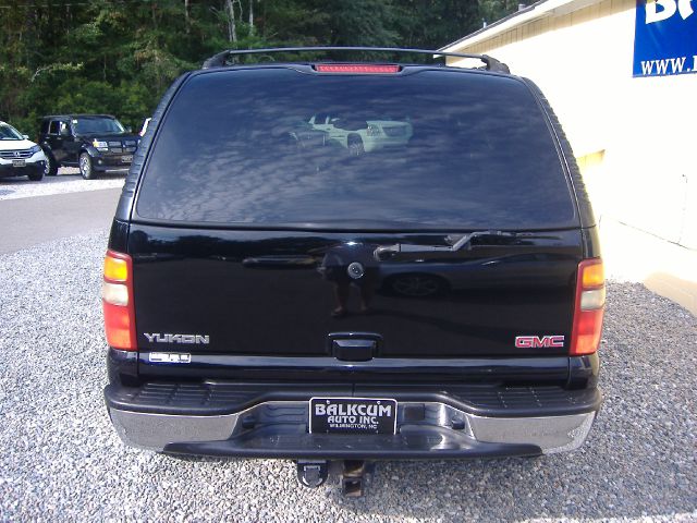 GMC Yukon 2003 photo 1