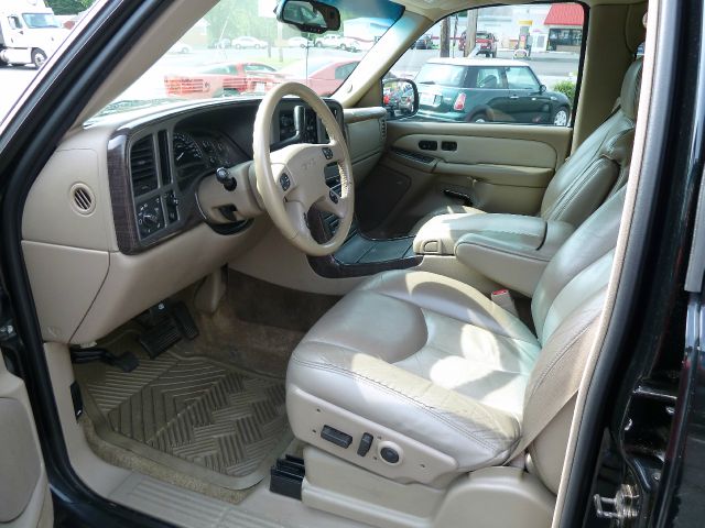 GMC Yukon EX Sedan 4D SUV