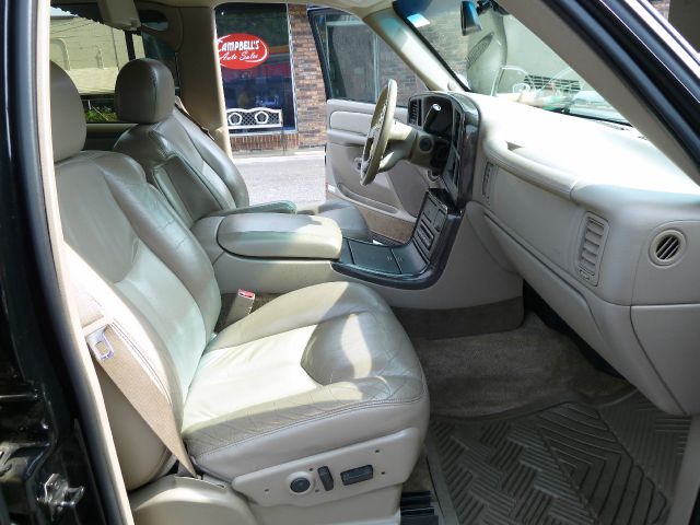 GMC Yukon 2003 photo 7